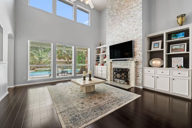 6422 Walston Bend Drive, Sugar Land, TX 77479