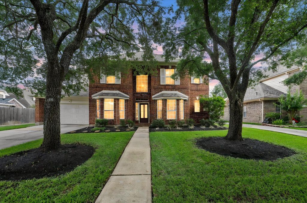6422 Walston Bend Drive, Sugar Land, TX 77479