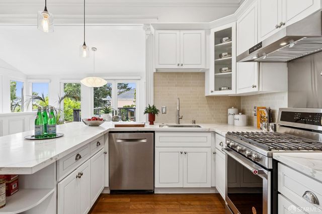 8 Mateo Street, San Francisco, CA 94131