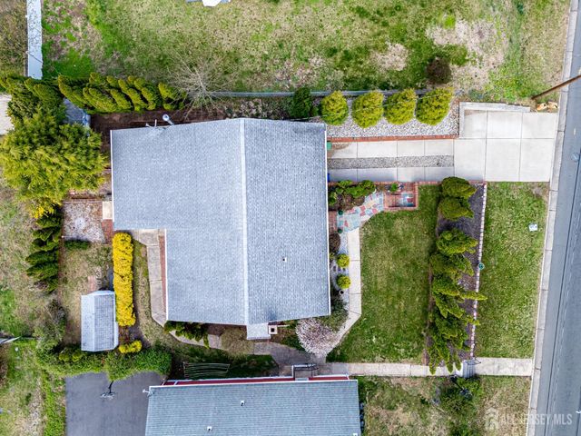 59 Grandview Avenue, Edison, NJ 08837