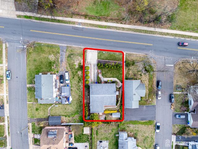 59 Grandview Avenue, Edison, NJ 08837