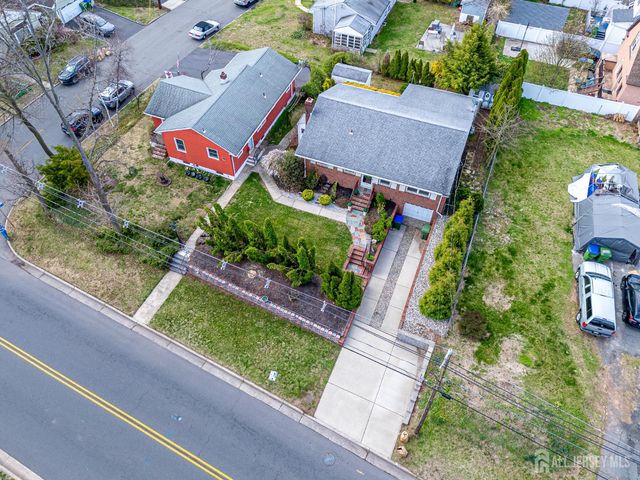 59 Grandview Avenue, Edison, NJ 08837