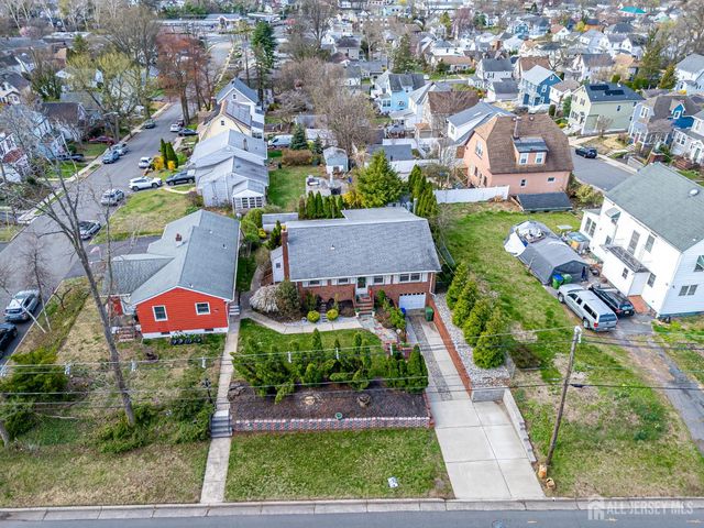59 Grandview Avenue, Edison, NJ 08837