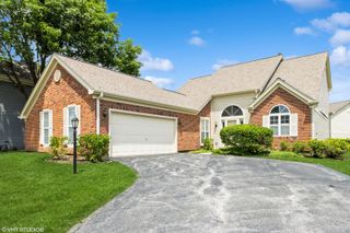 36230 N Old Creek Court, Gurnee, IL 60031
