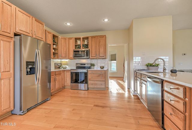 308 Roy Martin Road, Gray, TN 37615