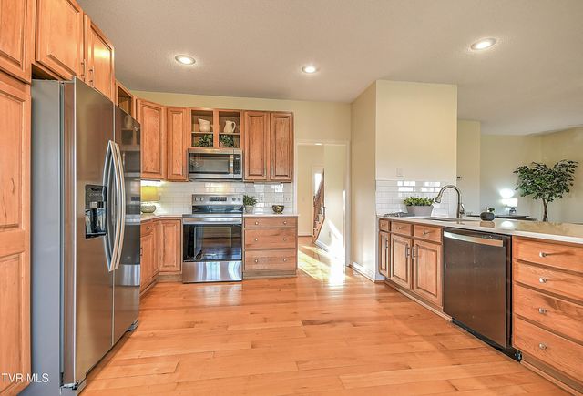 308 Roy Martin Road, Gray, TN 37615