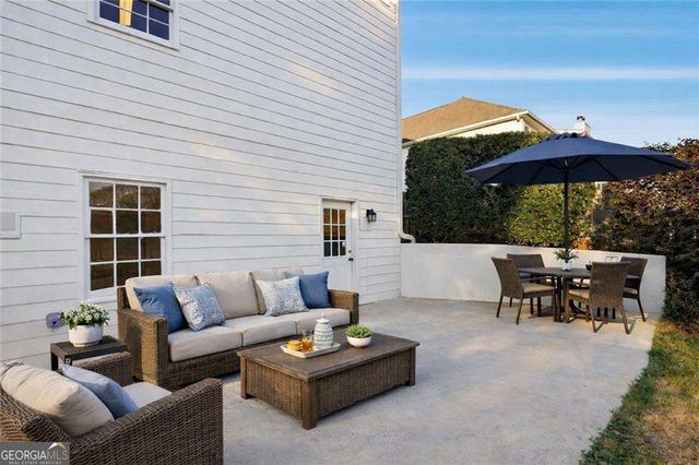 5350 Wickershire Drive, Peachtree Corners, GA 30092