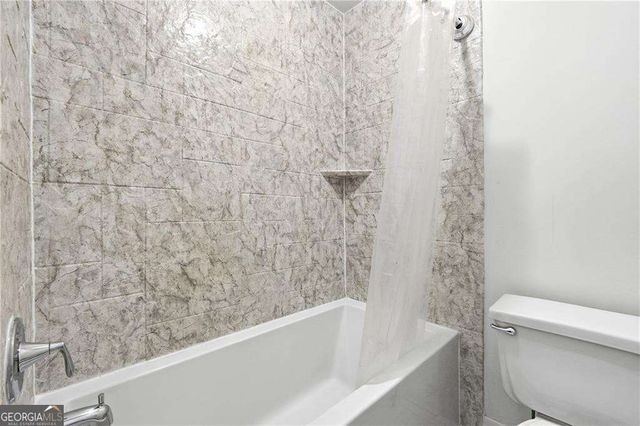 5350 Wickershire Drive, Peachtree Corners, GA 30092