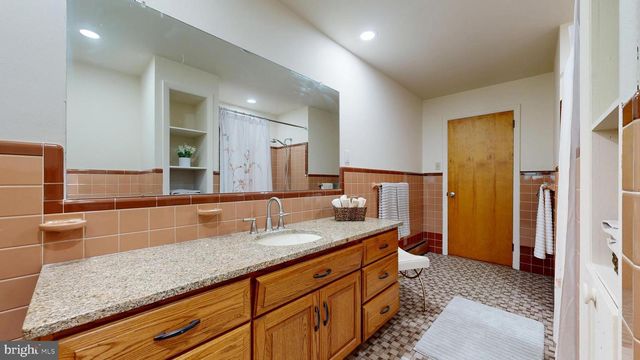 5505 HAZLETTVILLE RD, Dover, DE 19904