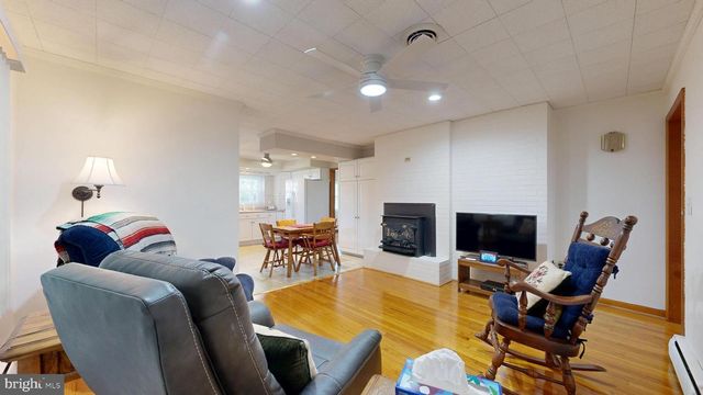 5505 HAZLETTVILLE RD, Dover, DE 19904