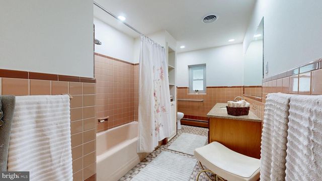 5505 HAZLETTVILLE RD, Dover, DE 19904