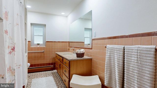 5505 HAZLETTVILLE RD, Dover, DE 19904