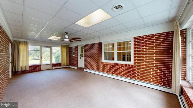 5505 HAZLETTVILLE RD, Dover, DE 19904