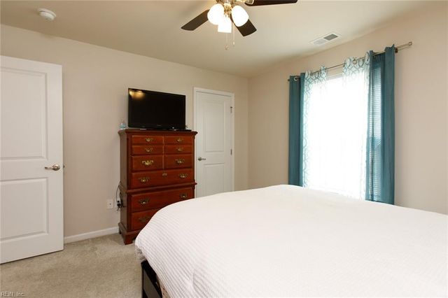 642 Newman DR, Newport News, VA 23601