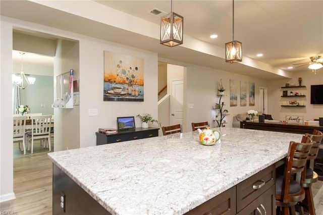 642 Newman DR, Newport News, VA 23601