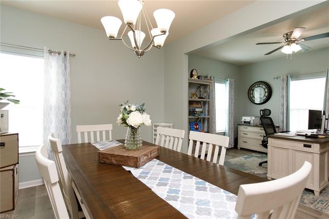 642 Newman DR, Newport News, VA 23601