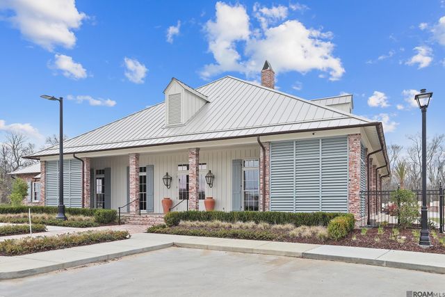 13745 Sweet Cherry Dr, Baton Rouge, LA 70810