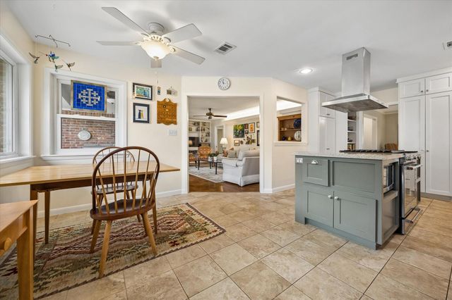 6715 Fairfield Street, Houston, TX 77023