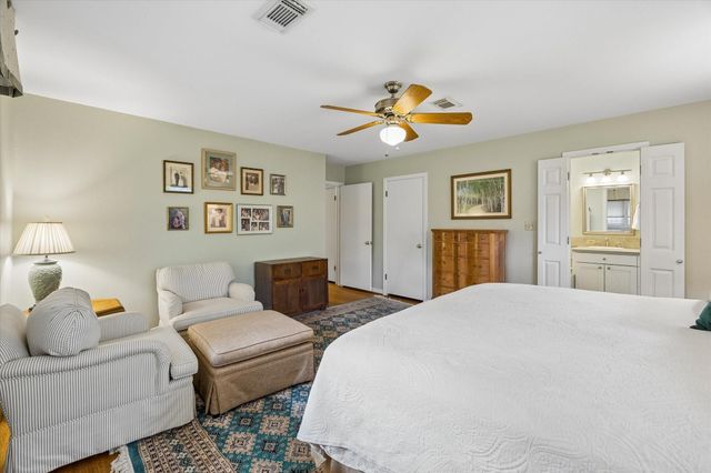 6715 Fairfield Street, Houston, TX 77023