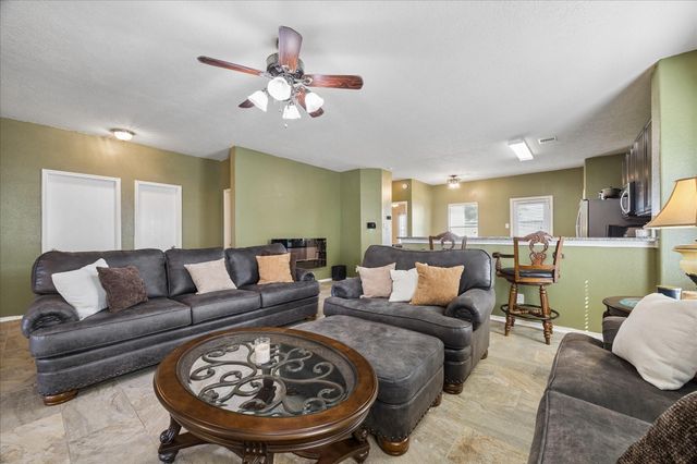 805 Indigo Springs Lane, La Marque, TX 77568