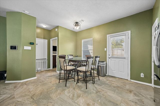 805 Indigo Springs Lane, La Marque, TX 77568