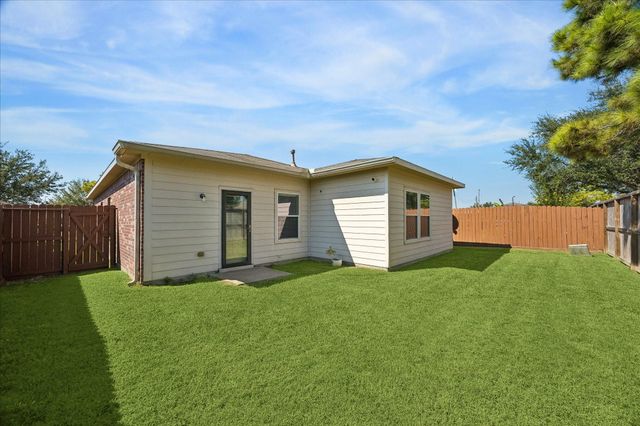 805 Indigo Springs Lane, La Marque, TX 77568