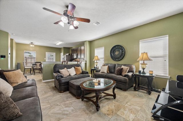 805 Indigo Springs Lane, La Marque, TX 77568