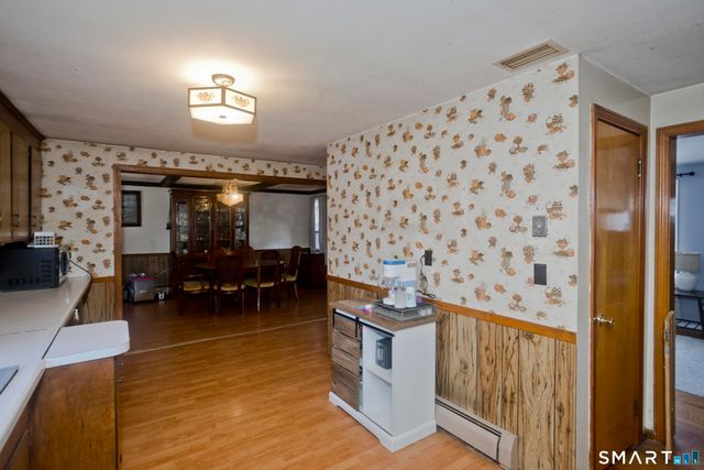 4 Fair Street, Enfield, CT 06082