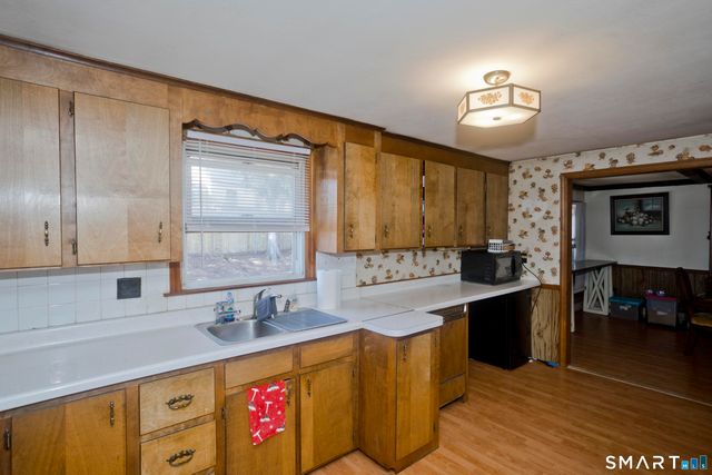 4 Fair Street, Enfield, CT 06082