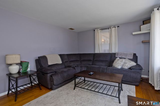 4 Fair Street, Enfield, CT 06082