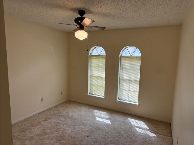 6041 Fox Chase Trail, Shreveport, LA 71129