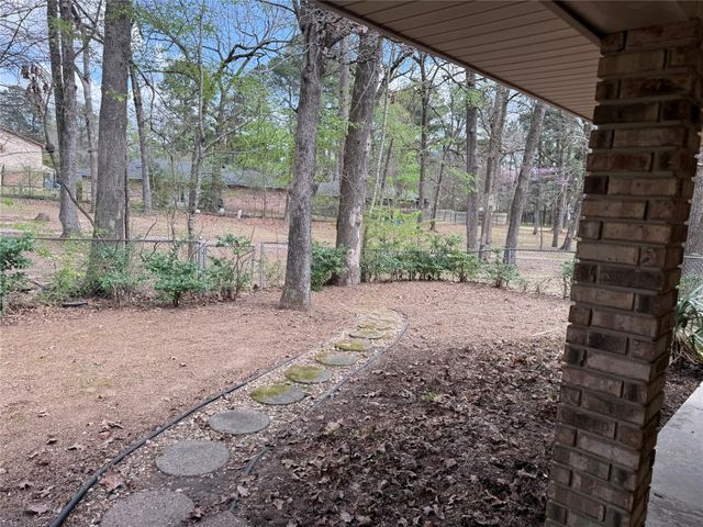 6041 Fox Chase Trail, Shreveport, LA 71129