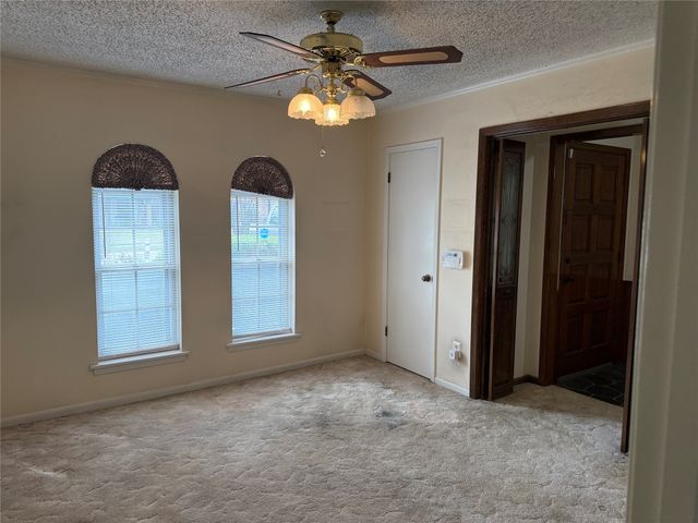 6041 Fox Chase Trail, Shreveport, LA 71129