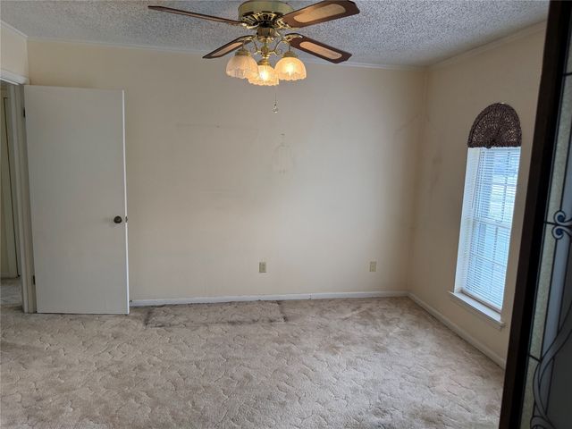 6041 Fox Chase Trail, Shreveport, LA 71129