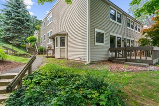 31 Stevens Place 31, Rocky Hill, CT 06067