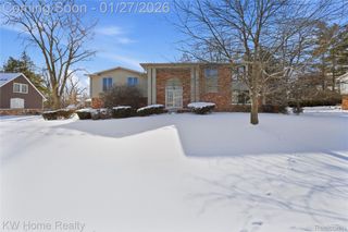 2935 Bloomfield Shore Drive, West Bloomfield Charter Township, MI 48323
