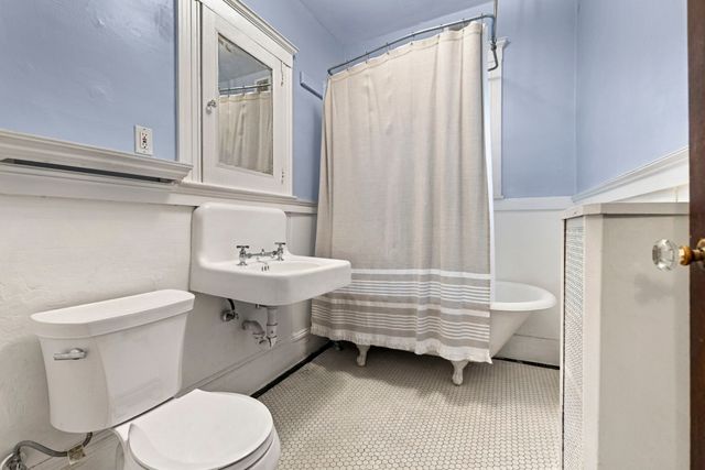 32 Goodrich Rd 1, Boston, MA 02130