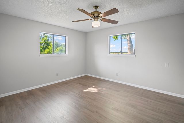 190 Rs County Road 4330, Point, TX 75472