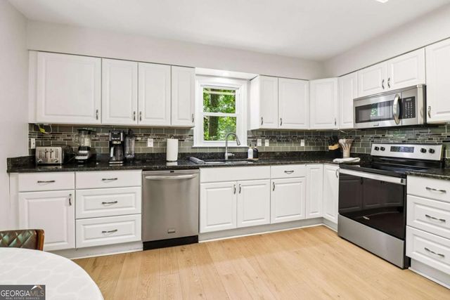195 Wendy Hill Drive, Alpharetta, GA 30009