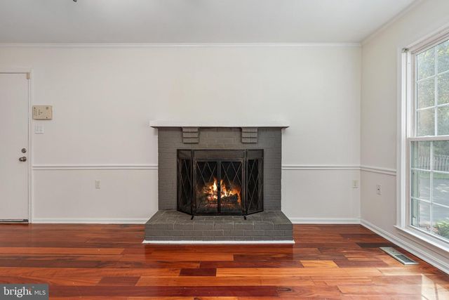12877 VALLEYWOOD DR, Woodbridge, VA 22192
