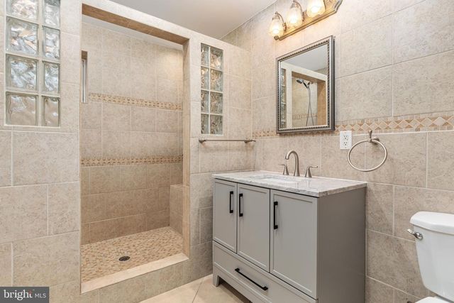 12877 VALLEYWOOD DR, Woodbridge, VA 22192