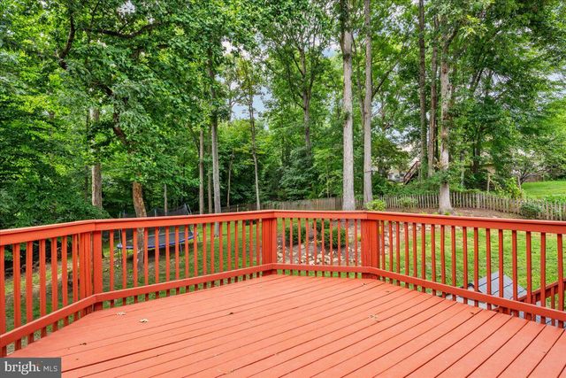 12877 VALLEYWOOD DR, Woodbridge, VA 22192