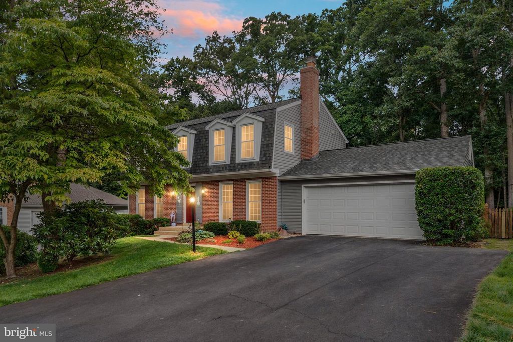 12877 VALLEYWOOD DR, Woodbridge, VA 22192