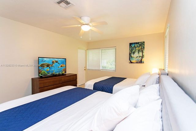 809 S 17th Ave, Hollywood, FL 33020