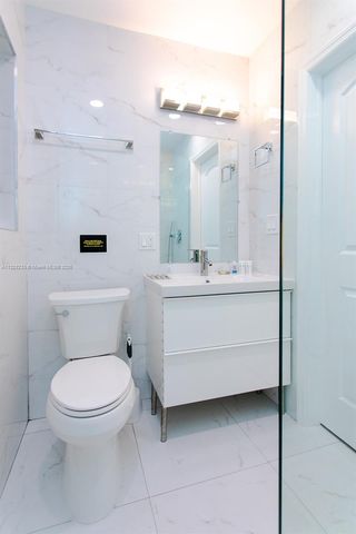 809 S 17th Ave, Hollywood, FL 33020