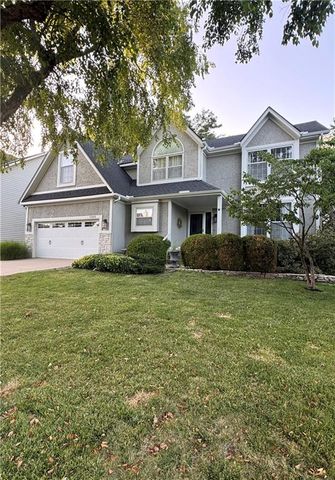 11510 W 117th Terrace, Overland Park, KS 66210