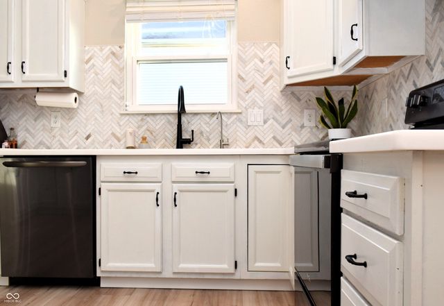 413 E New York Street, Fortville, IN 46040