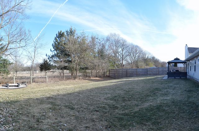 413 E New York Street, Fortville, IN 46040