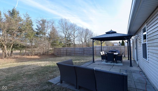 413 E New York Street, Fortville, IN 46040