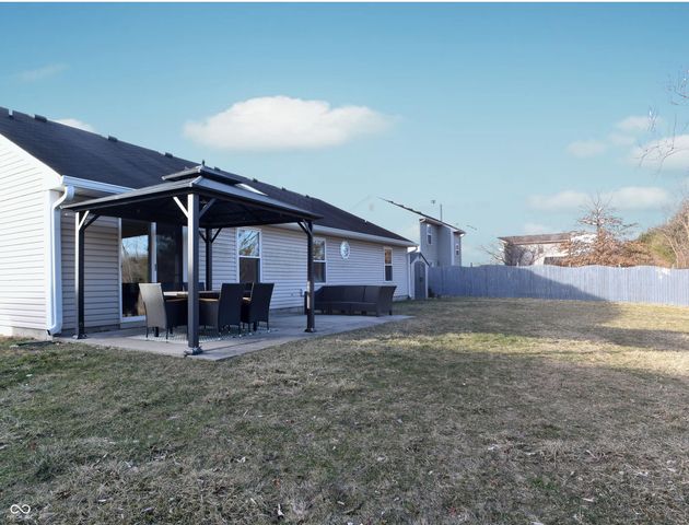 413 E New York Street, Fortville, IN 46040